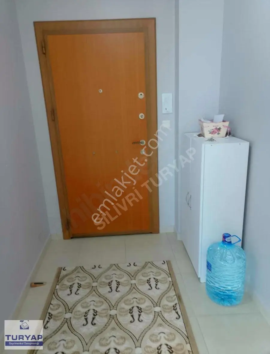 Silivri Yeni Mahalle'de Satılık 3+1, 125m² Ara Kat Daire - Görsel 2