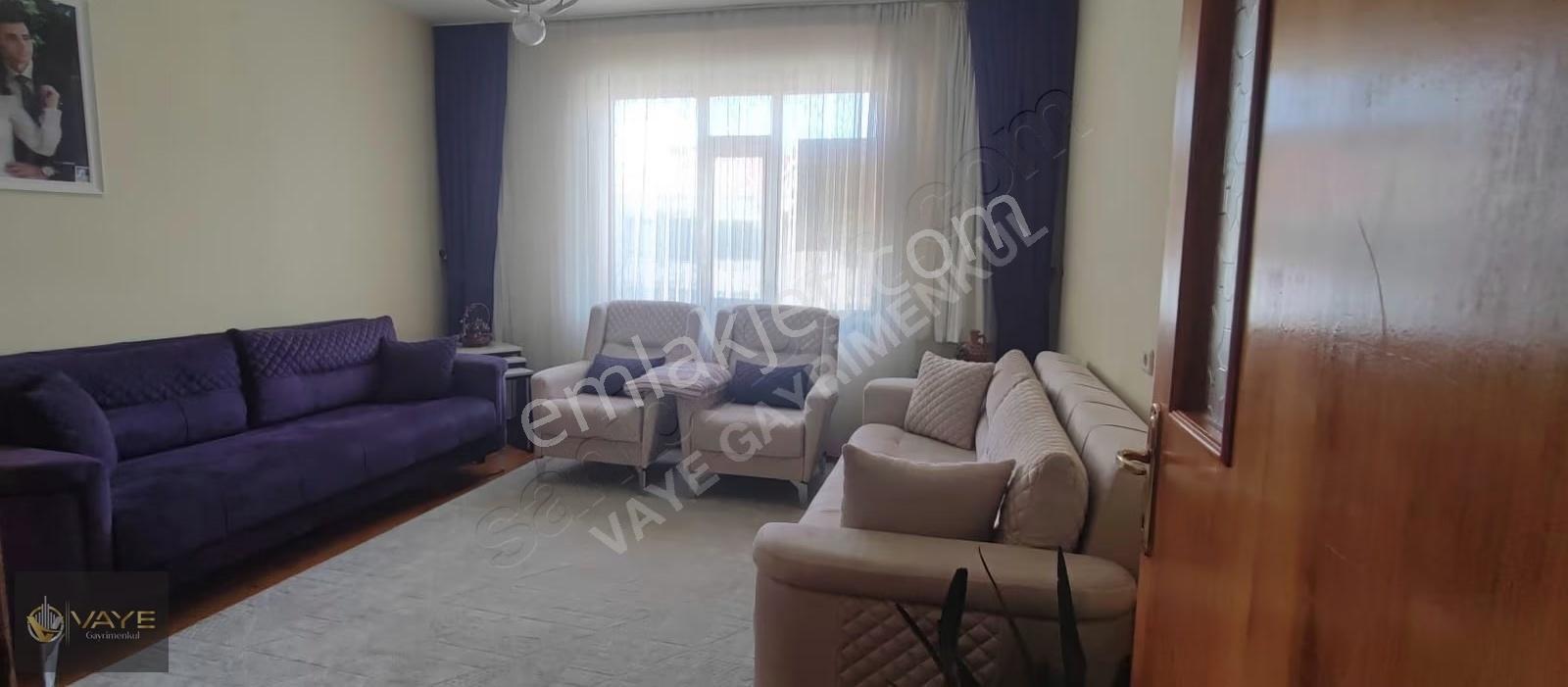 Vaye Gayrimenkul'den Aydınlıkevler'de Satılık Bakımlı 3+1 Daire - Görsel 8
