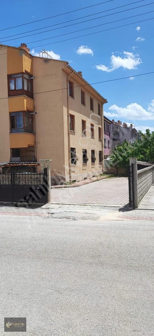 Vaye Gayrimenkul'den Aydınlıkevler'de Satılık Bakımlı 3+1 Daire - Görsel 25