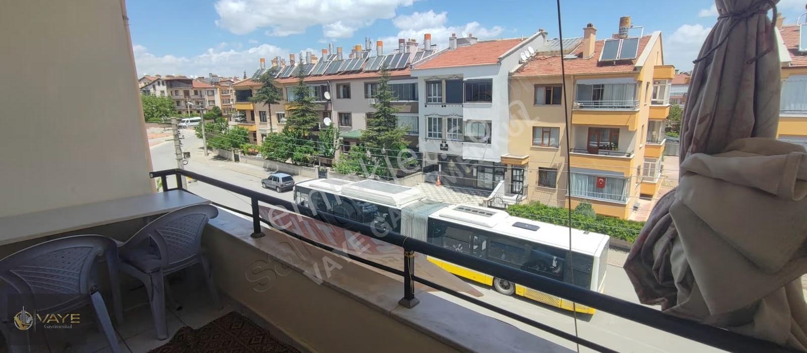 Vaye Gayrimenkul'den Aydınlıkevler'de Satılık Bakımlı 3+1 Daire - Görsel 21