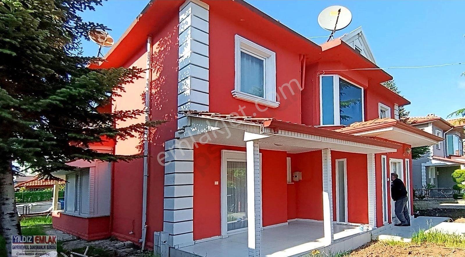 19 Mayıs Engiz Tatil Köyünde 332 M2 Bahçe İçinde Sahile 4 Ncü Parsel100 M2 Dublex 4+1 Satılık Yazlık - Görsel 19