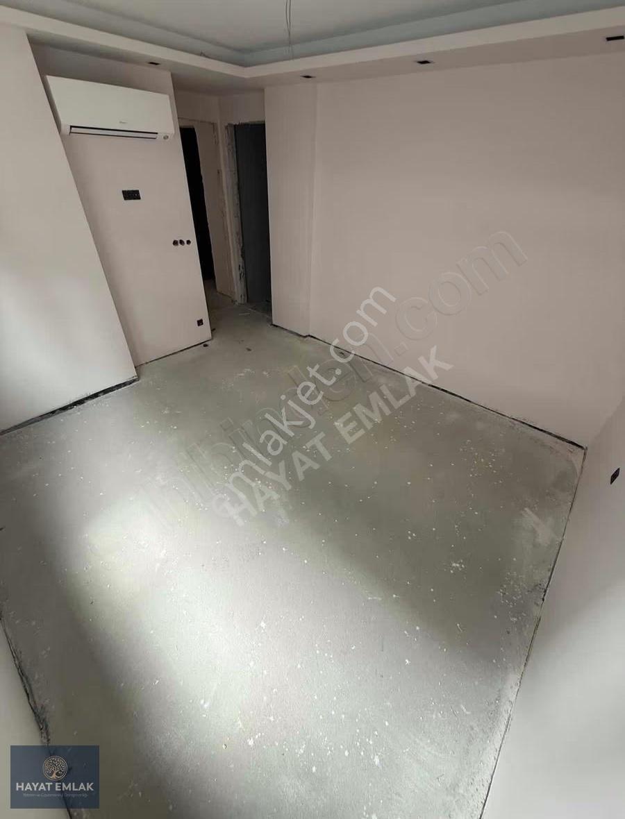 Tuzla Marina Karşısı 2+1 Satılık Daire - Görsel 11