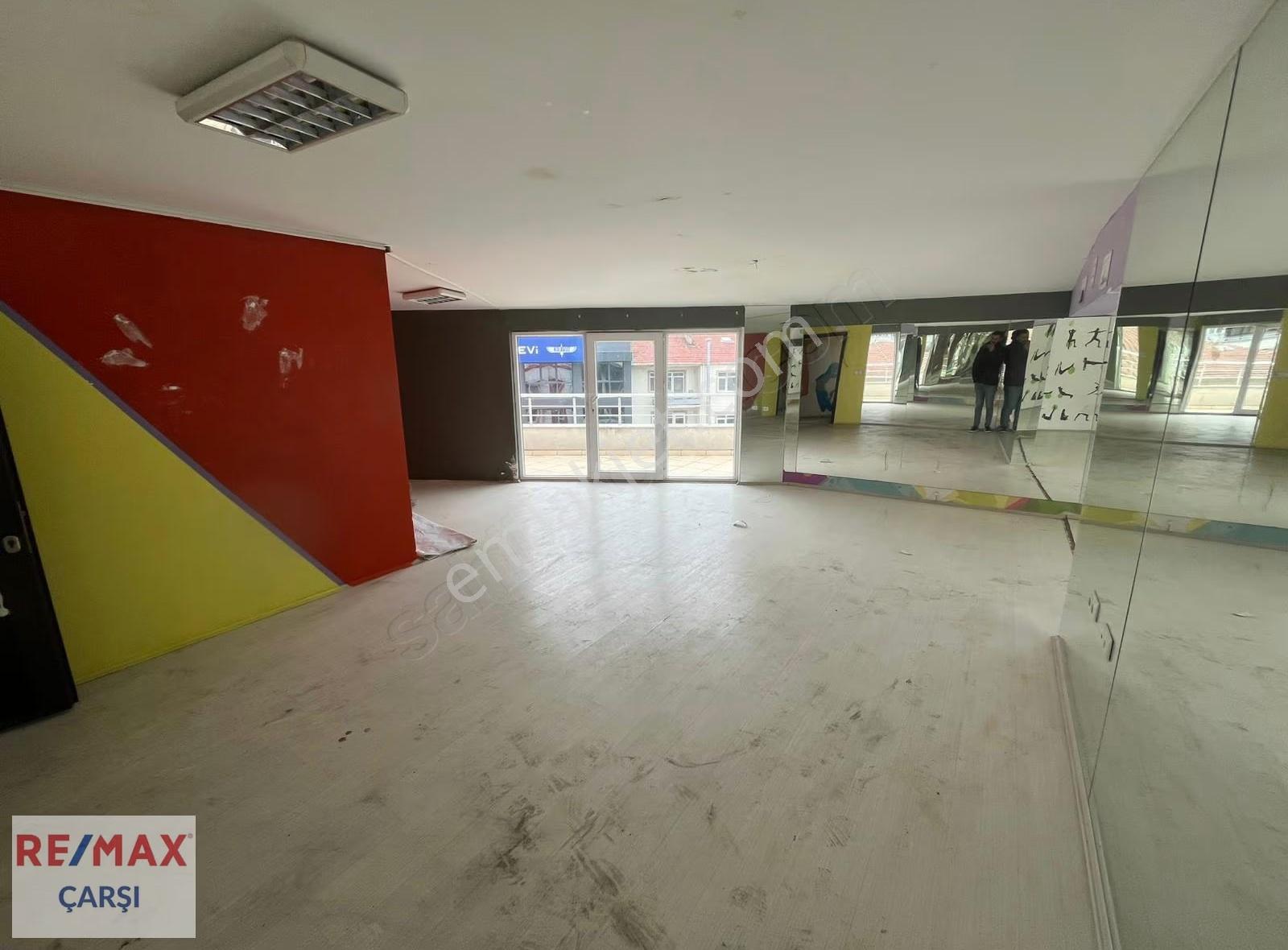 Kuruçeşme Merkezde, İşlek Konumda Satılık Komple Bina - Görsel 19