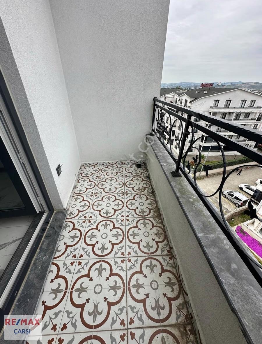 Kartepe Özdilek Avm Karşısı Kiralık 1+1 Daire - Görsel 2