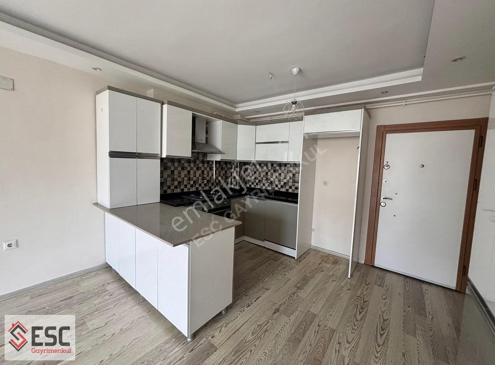 Esc'den Yüksek Krediye Uygun Merkezi Konumda 1+1 Daire Esc2534