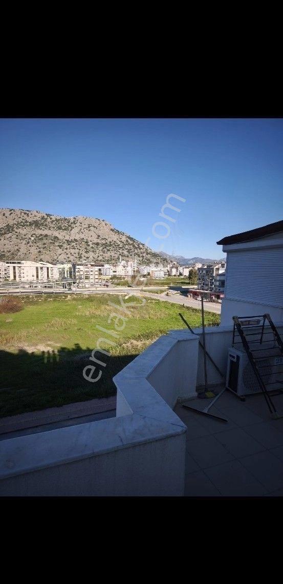 Konyaaltı Limanda Havuzlu 2+1 Dubleks Full Eşyalı Kiralık Daire