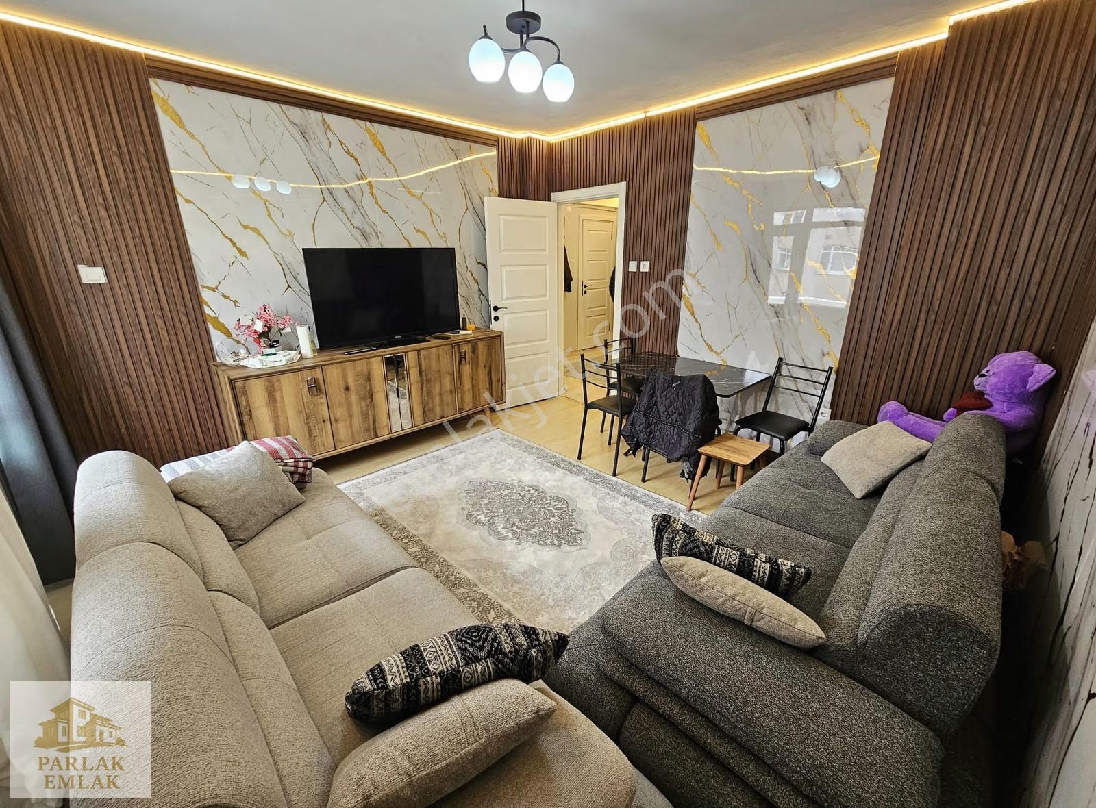 Parlak'tan Merkeze Yakın İçi Lüks Yapılı 2+1 Masrafsız Daire!! - Görsel 15