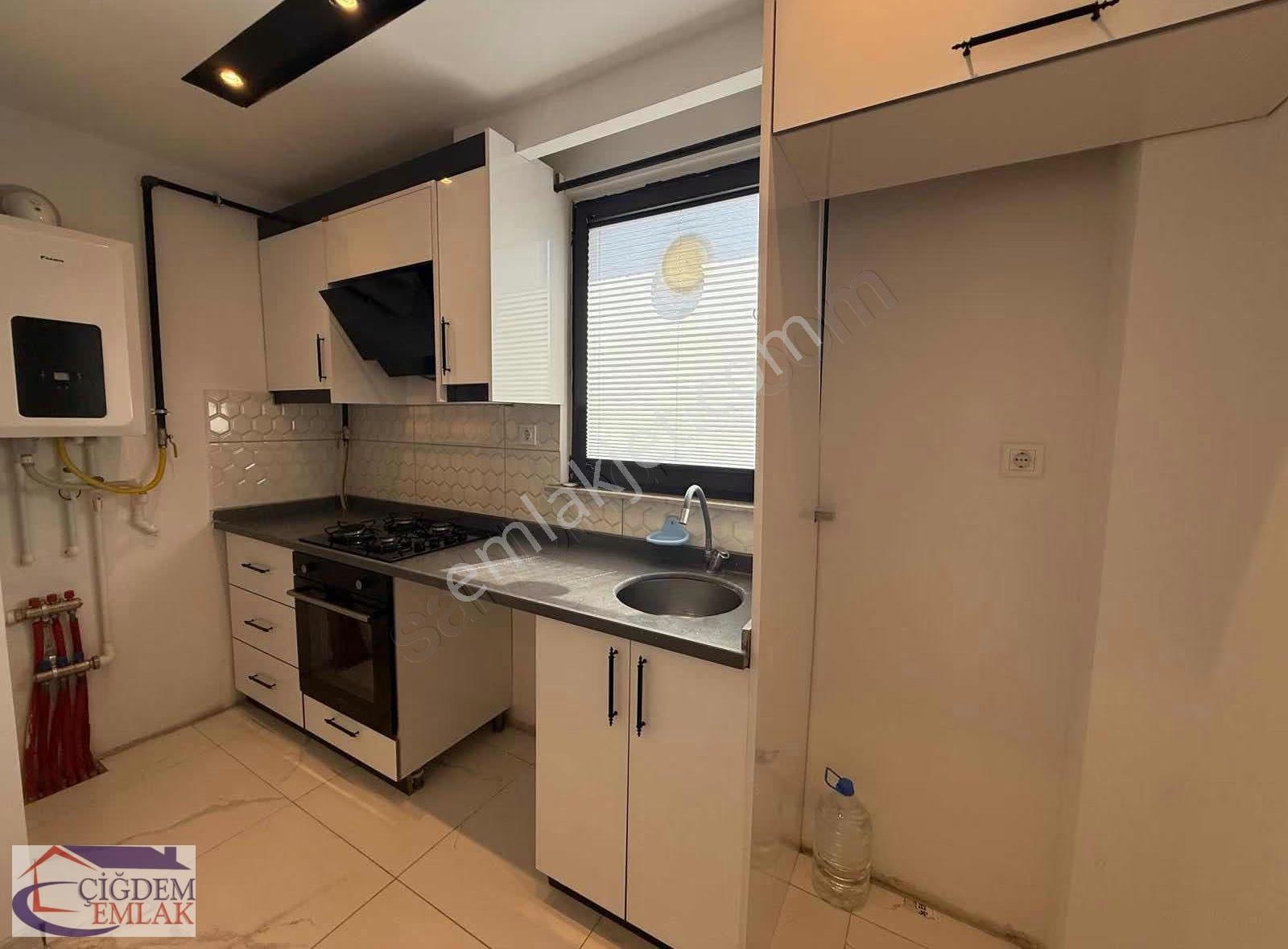İstasyon Mahallesi Ana Cadde Üzerinde Eşyalı Kiralık Daire - Görsel 9