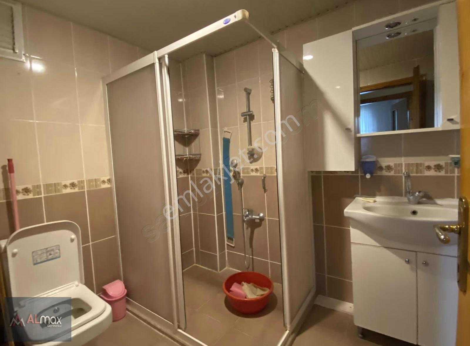 Uğurevler Mahallesinde 3+1 Kiralık Daire - Görsel 18