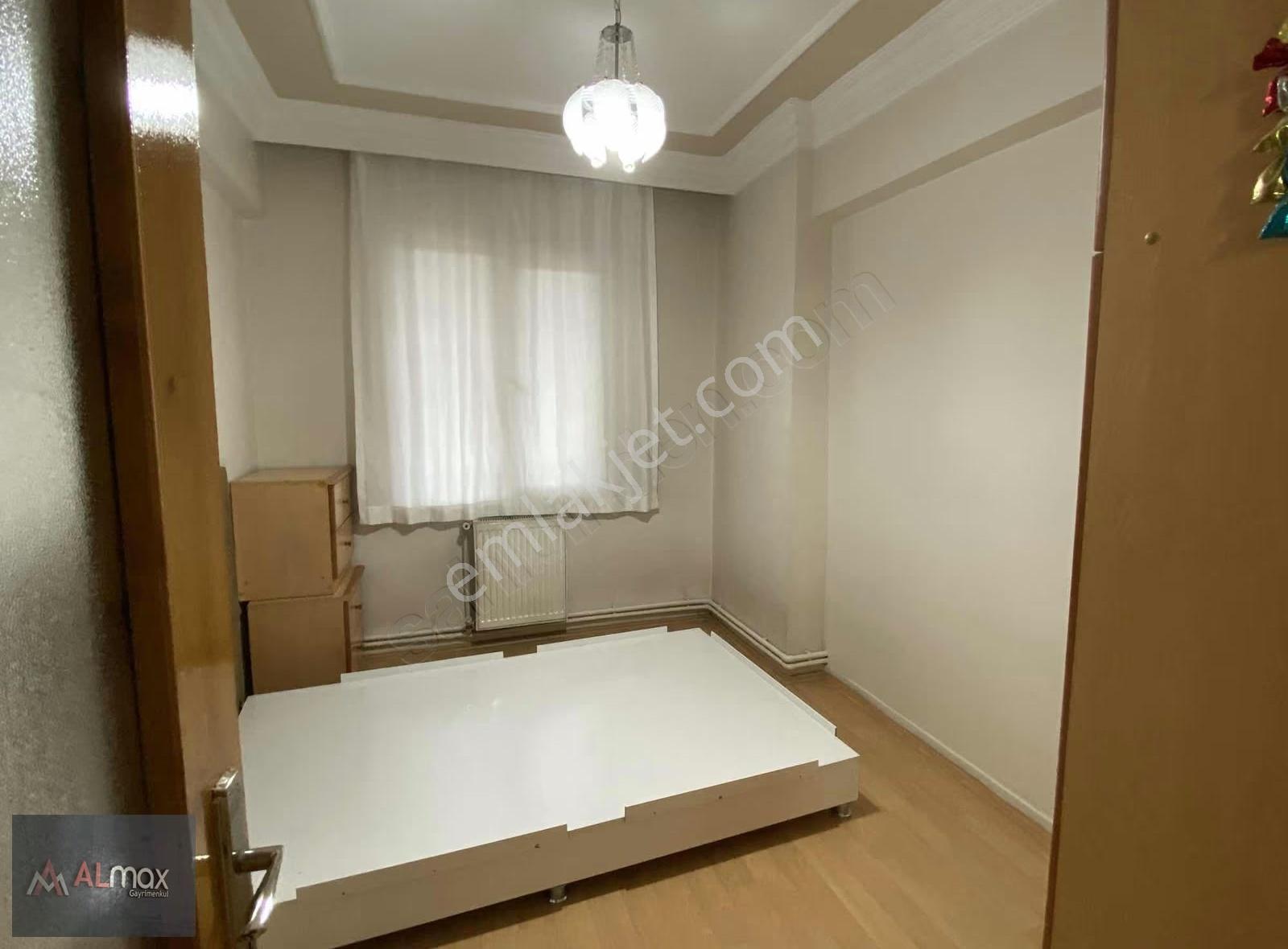Uğurevler Mahallesinde 3+1 Kiralık Daire - Görsel 9