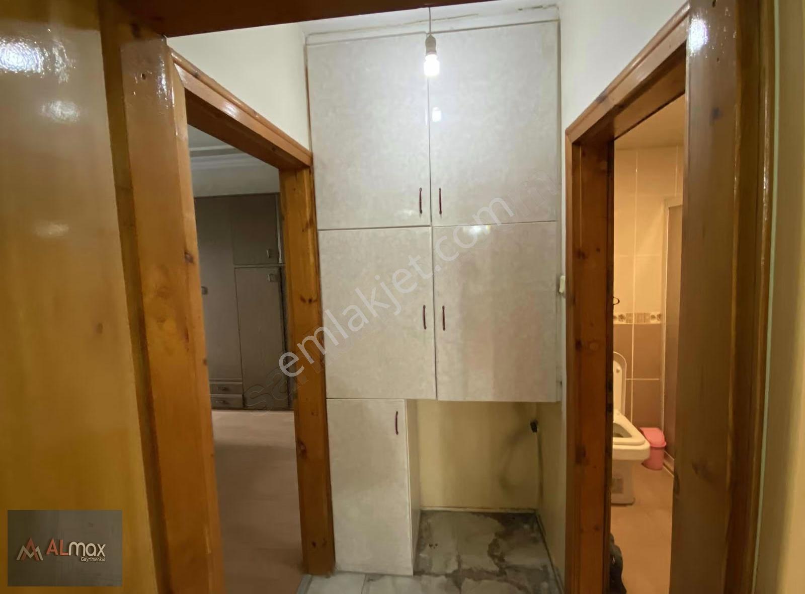 Uğurevler Mahallesinde 3+1 Kiralık Daire - Görsel 17