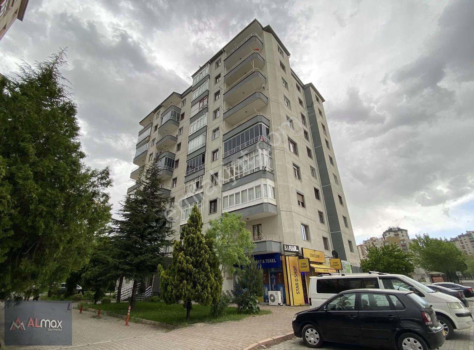 Uğurevler Mahallesinde 3+1 Kiralık Daire - Görsel 21