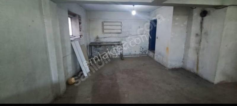 Topraklık'ta 180 M2 Kiralık Dükkan - Görsel 6