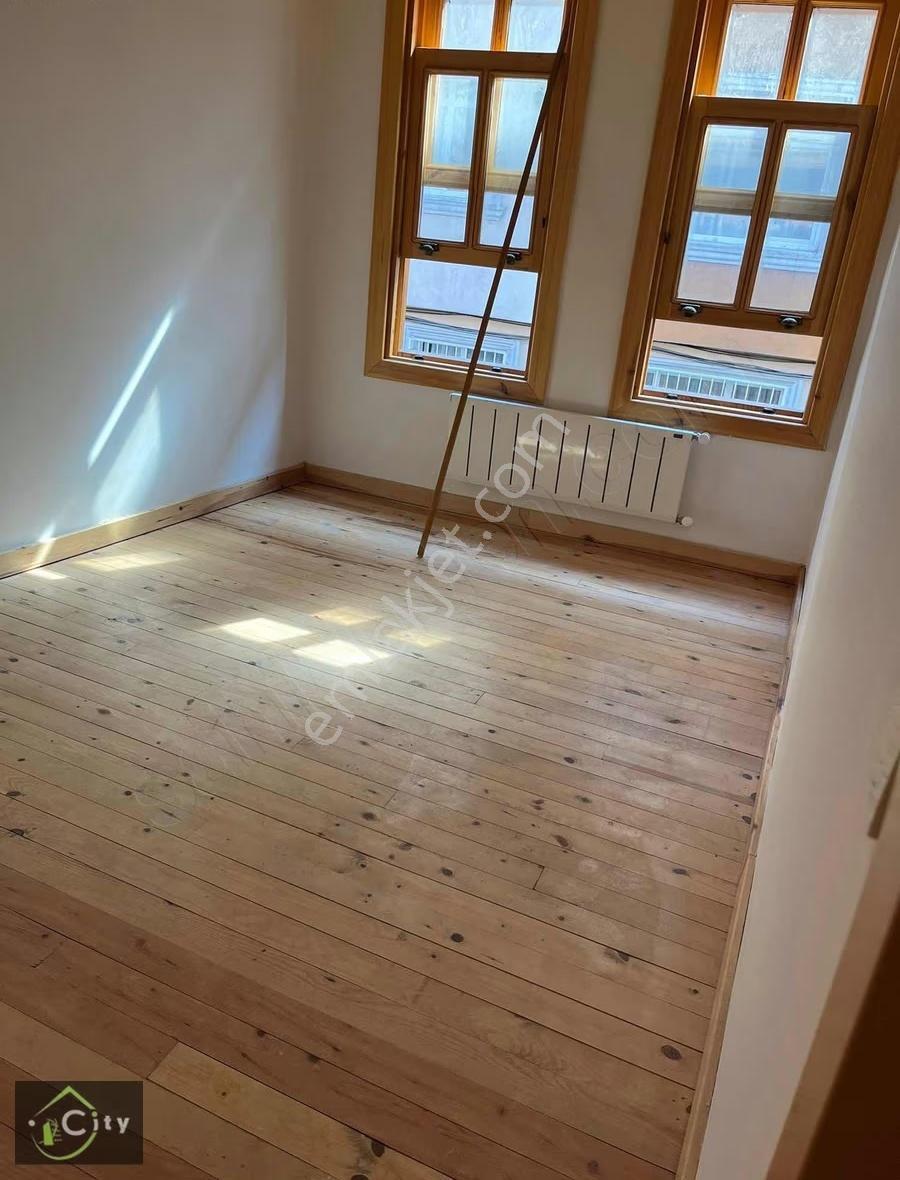 3+1 160 M2 Müstakil Ev Fatih Mevlanakapı - Görsel 9