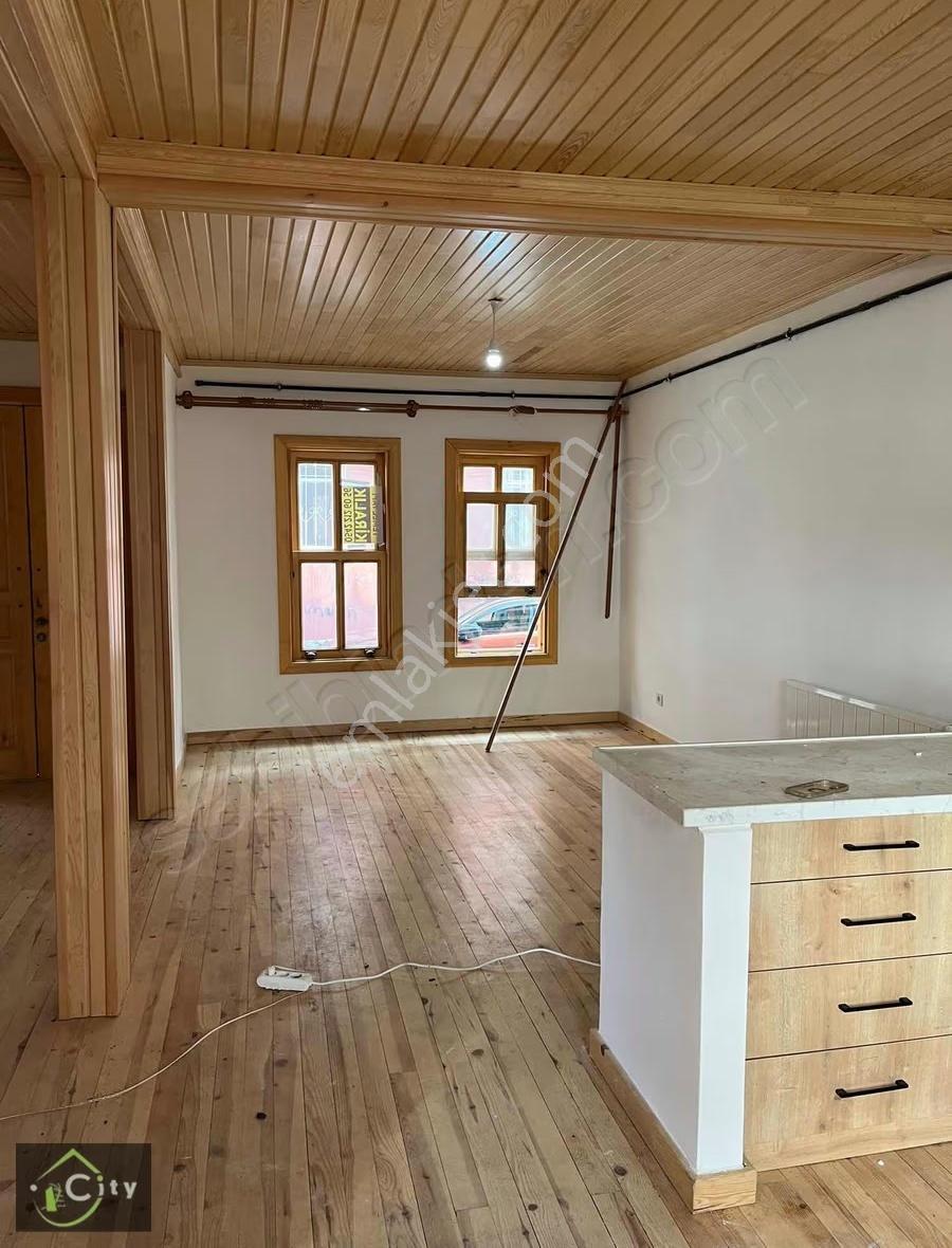 3+1 160 M2 Müstakil Ev Fatih Mevlanakapı - Görsel 10