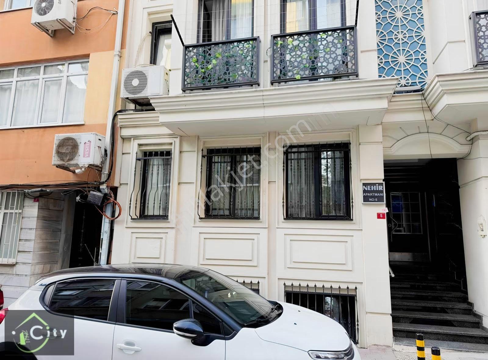 Satılık 5 Yıllık Binada 2+1 90 M2 Çift Cephe Yüksek Giriş