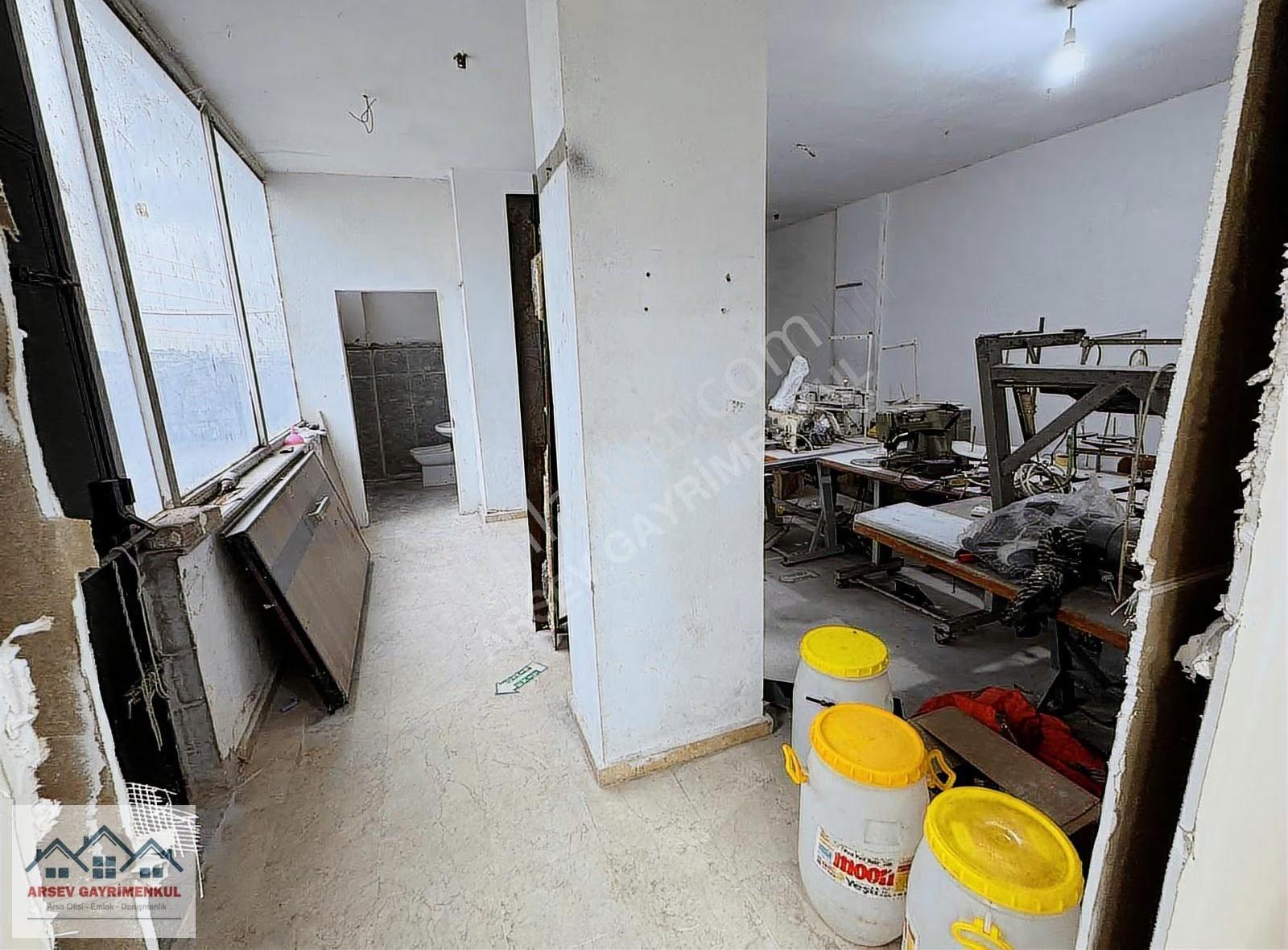 Güvercintepe Cumhuriyet Cadde Üstü 100m2 Köşe Başı Dükkan - Görsel 23