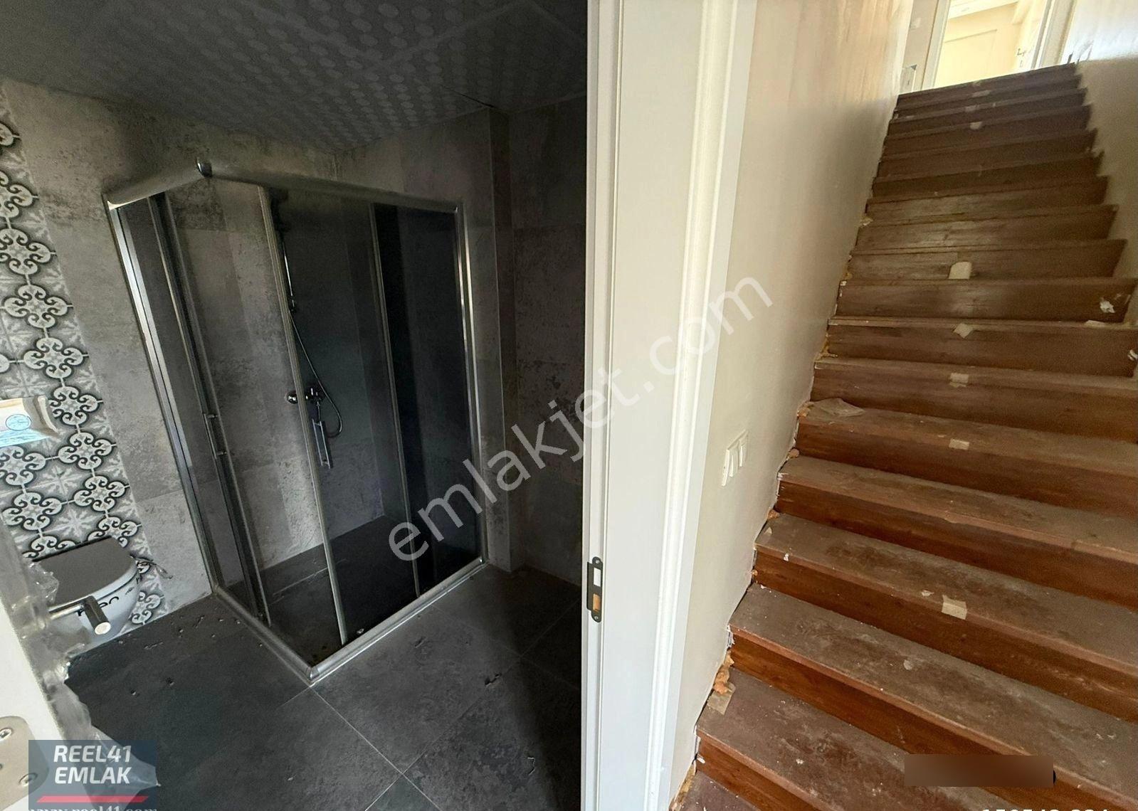 🏡✨ Başiskele Altınkent’te Ferah Çatı Dubleks Fırsatı! ✨🏡 - Görsel 20