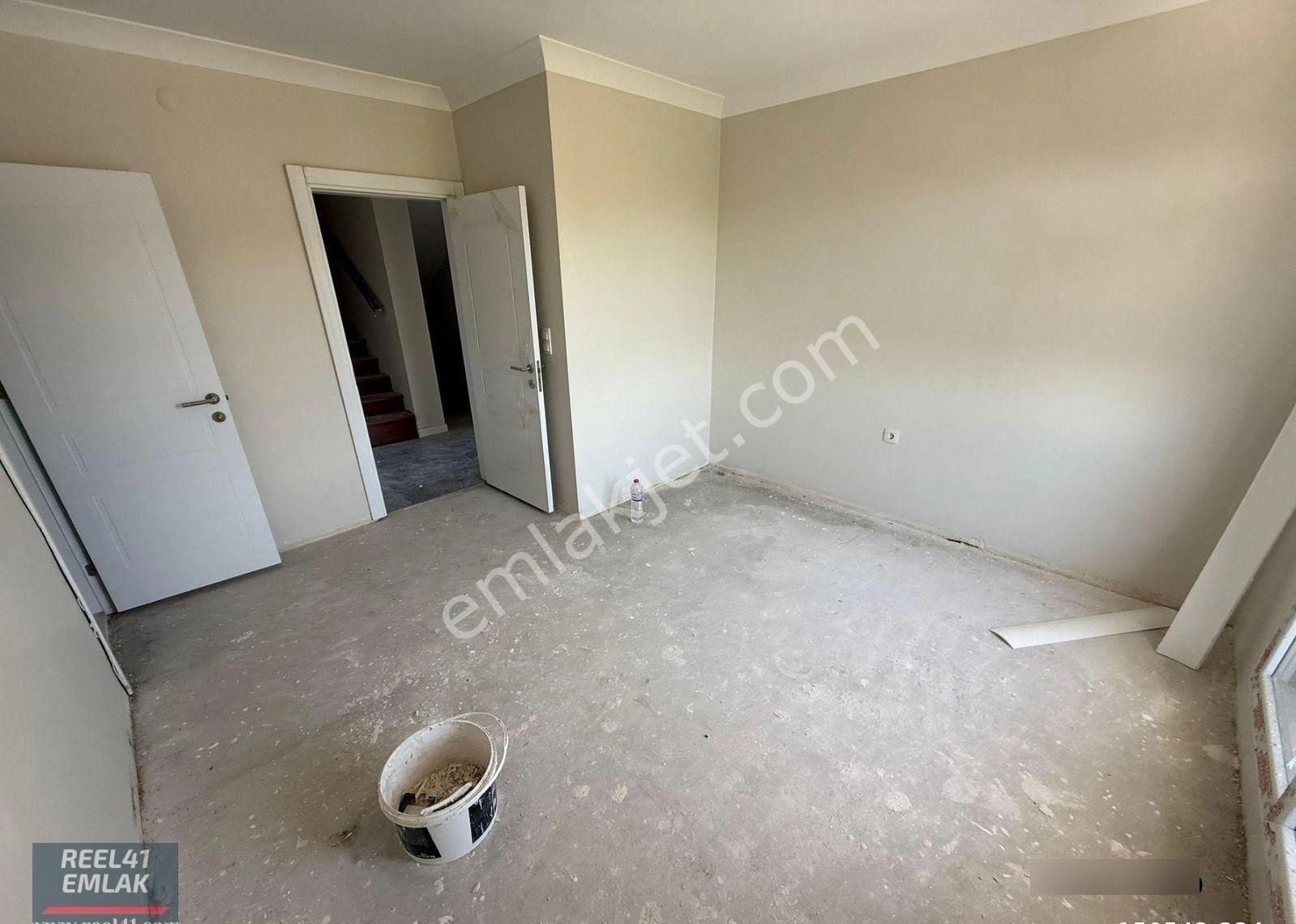 🏡✨ Başiskele Altınkent’te Ferah Çatı Dubleks Fırsatı! ✨🏡 - Görsel 31