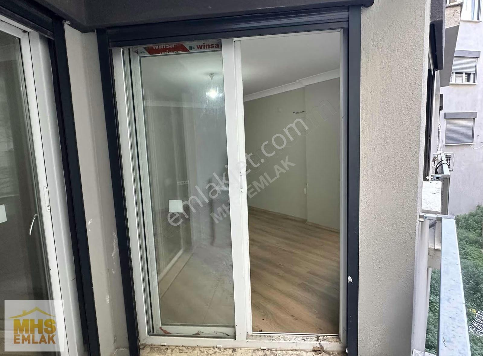 Seferihisar'da Satılık Kapalı Otoparklı Balkonlu 1+1 Daire - Görsel 13