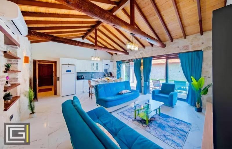 Fethiyede Uzun Dönem Kiralık 2+1 Eşyalı Havuzlu Otoparklı Villa - Görsel 31