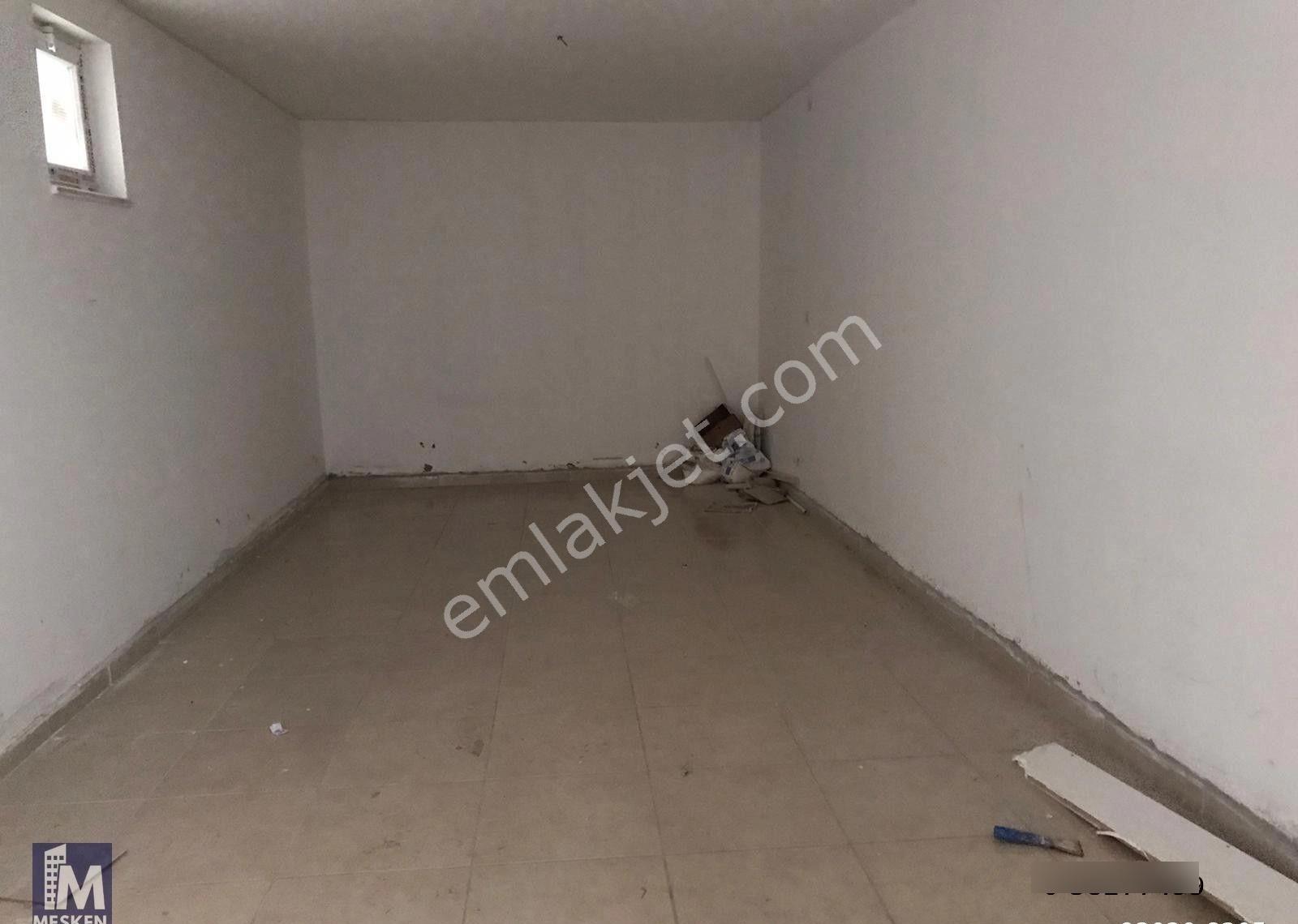Hastane Karşısı Cadde Üzerinde 3 Katlı 150m² Satılık Dükkan - Görsel 2