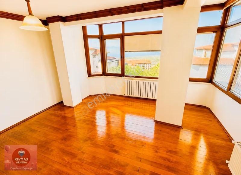 Sapancada Bayram Tatili İçin Göl Manzaralı 4+1 Triblex Villa - Görsel 14