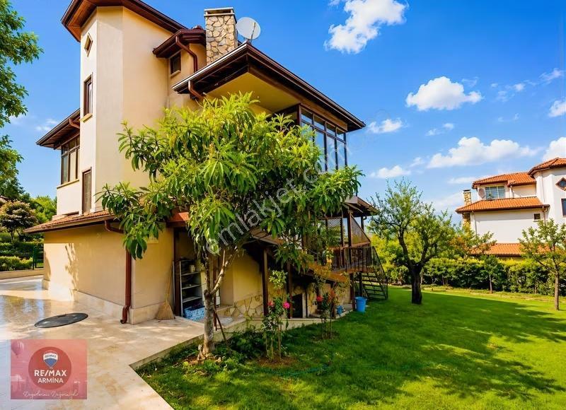 Sapancada Bayram Tatili İçin Göl Manzaralı 4+1 Triblex Villa - Görsel 16
