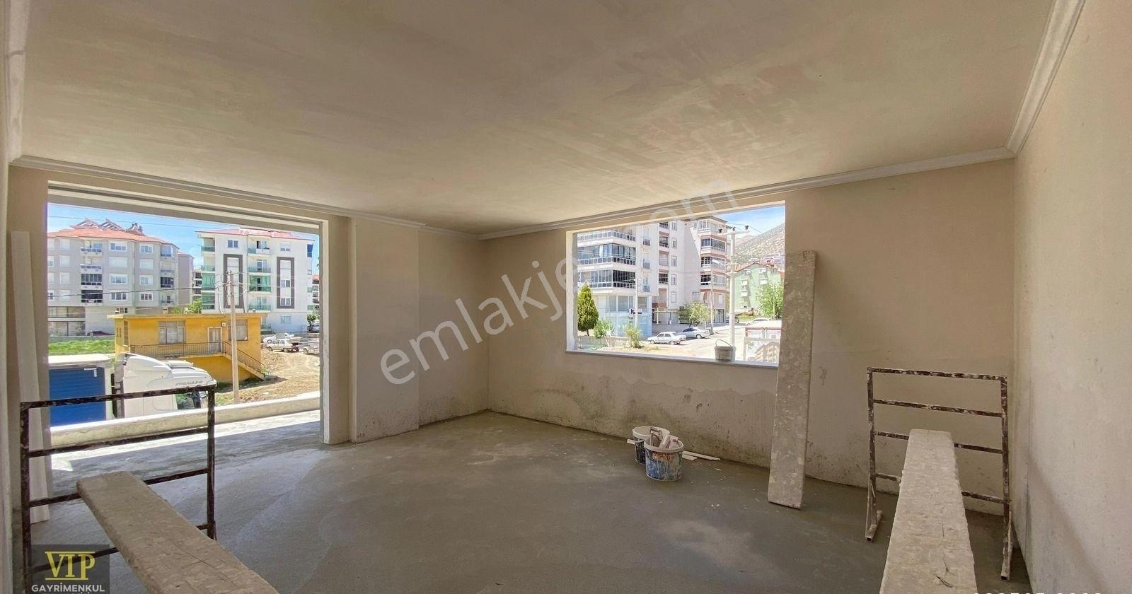 Vip Gayrimenkul'den Yeni Mah. Siteiçerisinde 3+1sıfır Lüks Daire - Görsel 18