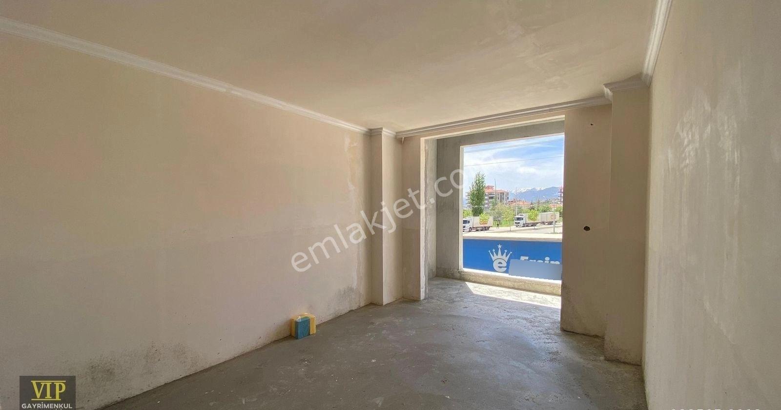 Vip Gayrimenkul'den Yeni Mah. Siteiçerisinde 3+1sıfır Lüks Daire - Görsel 15