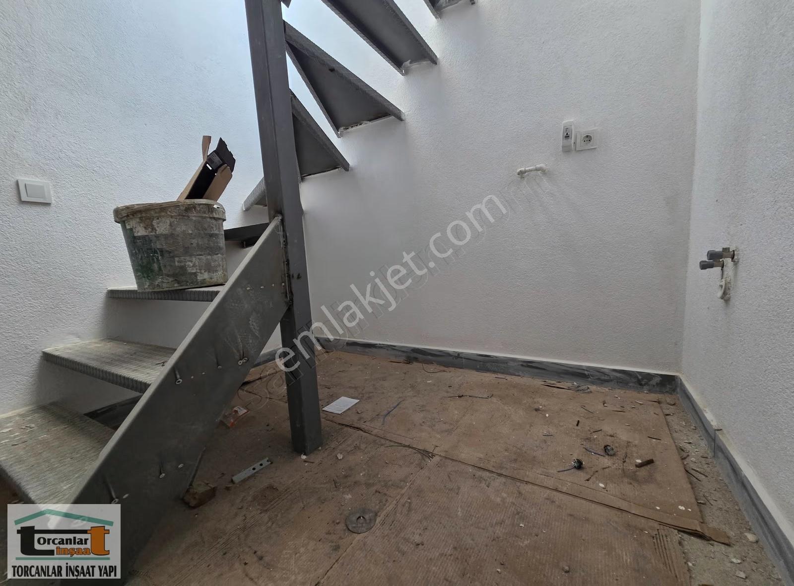 Torcanlar'dan Kiralık 2 Katlı Dükkan - Görsel 7
