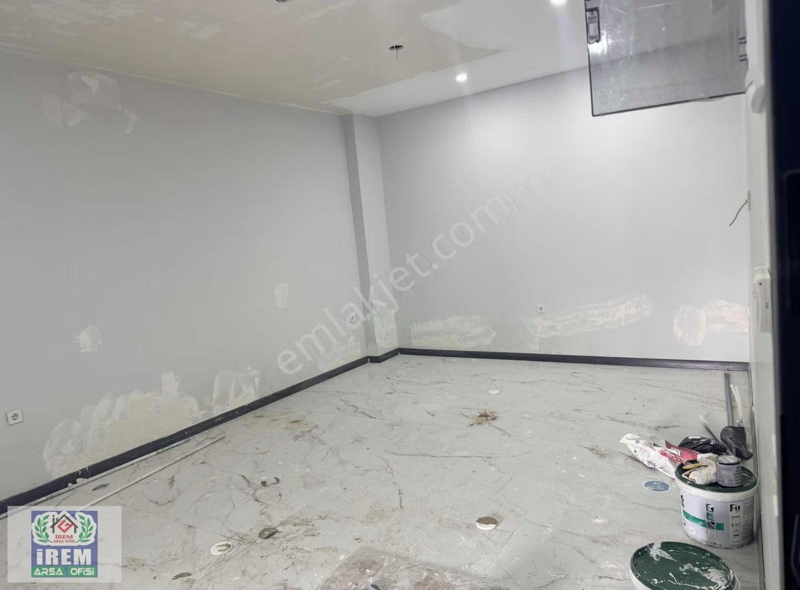 Arnavutköy Beledyenin Karşısında Kiralık Ofis - Görsel 8