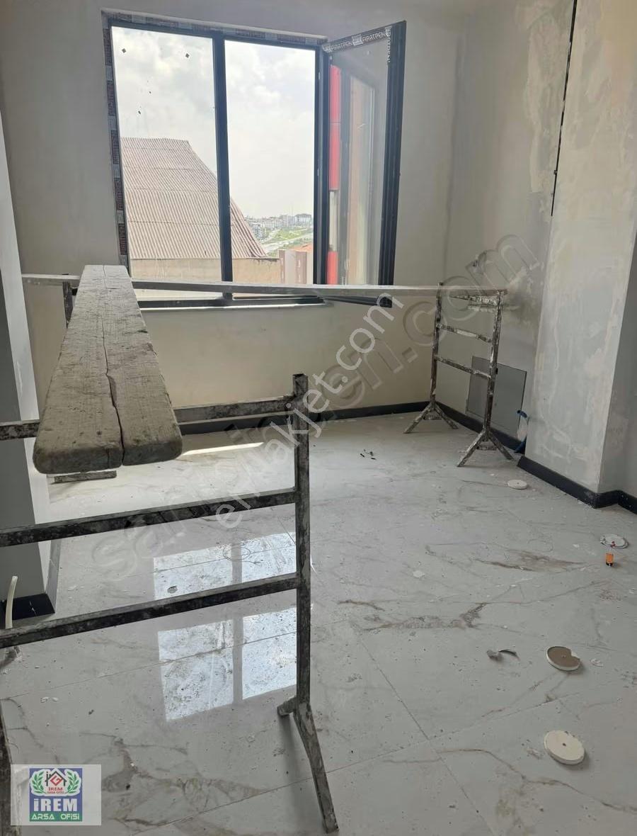 Arnavutköy Beledyenin Karşısında Kiralık Ofis - Görsel 3