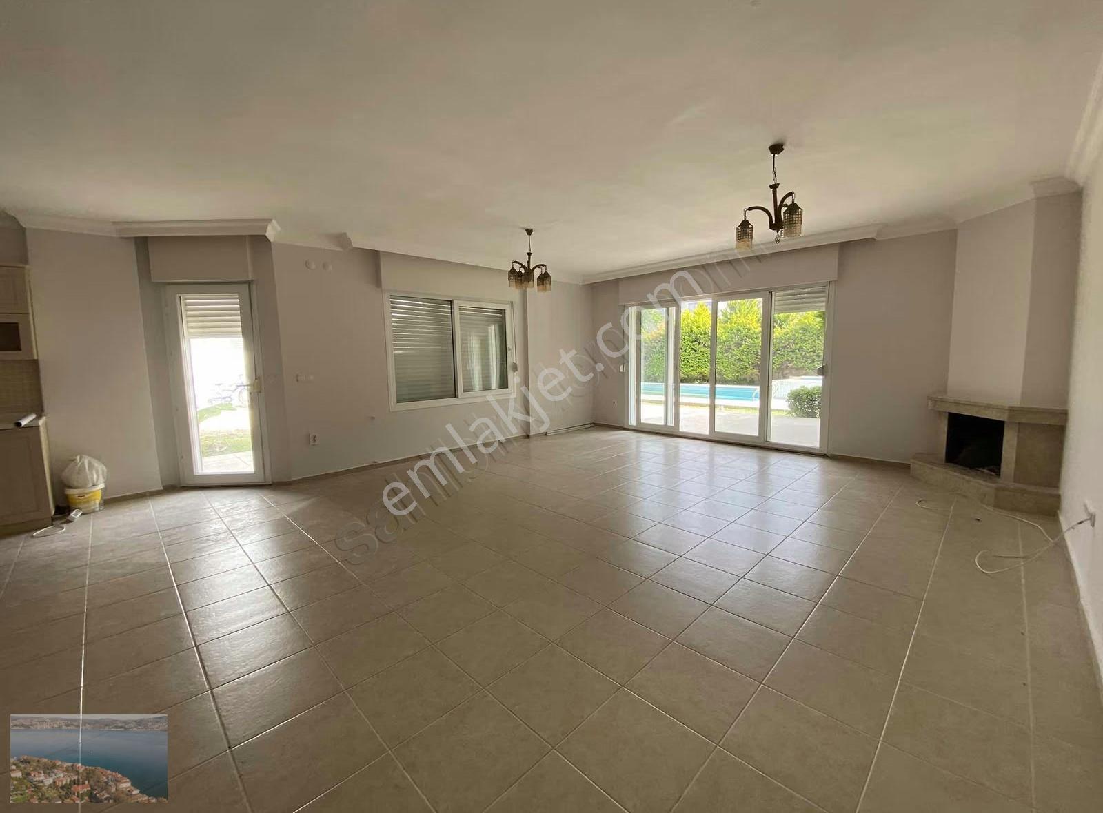 Çeşme Sakarya-uzun Dönem Kiralık Havuzlu Bahçeli Teraslı Villa - Görsel 5