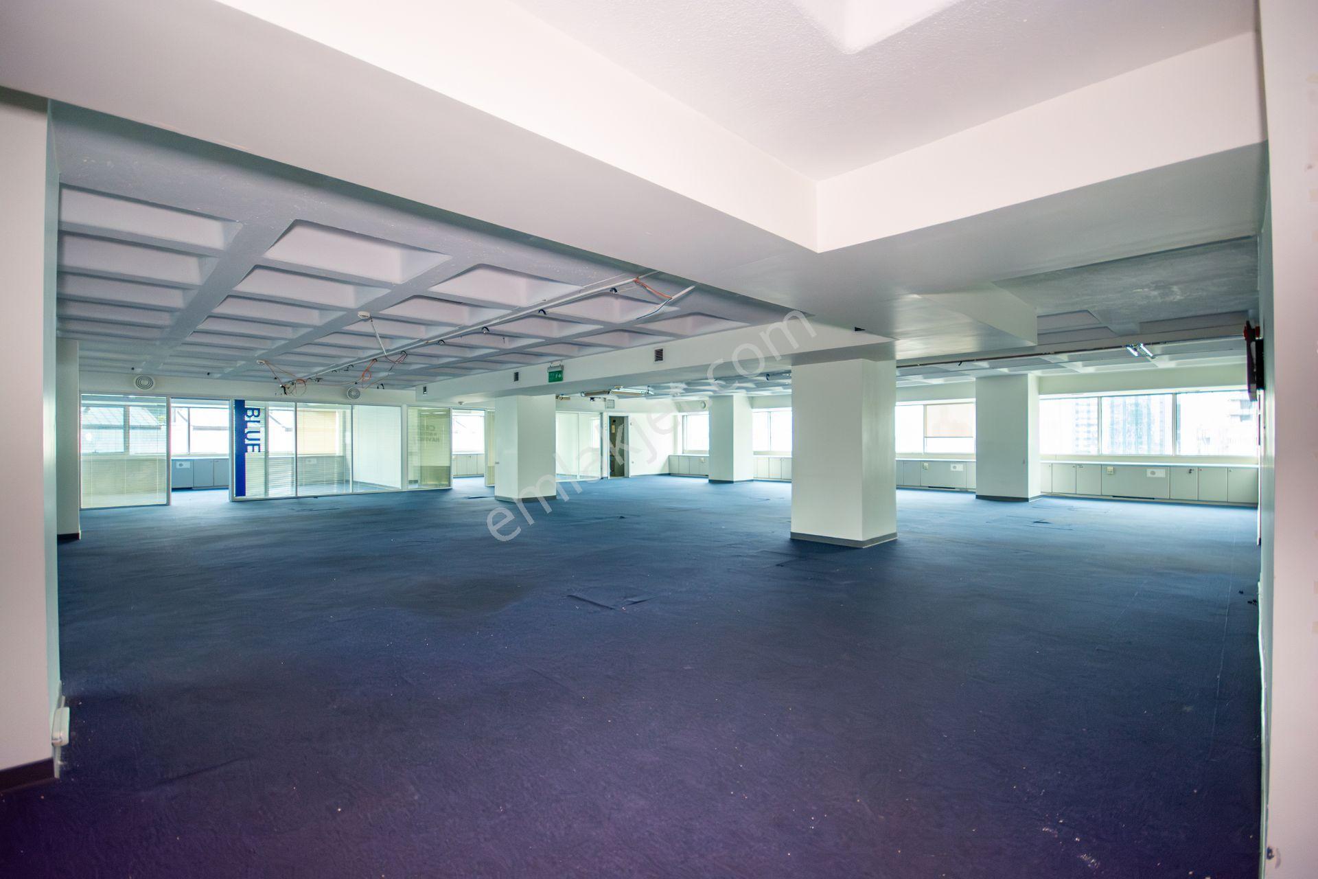 Şişli Esentepe Merkezi 700 M2 Kurumsal Kiralık A+ Plaza Katı - Görsel 3
