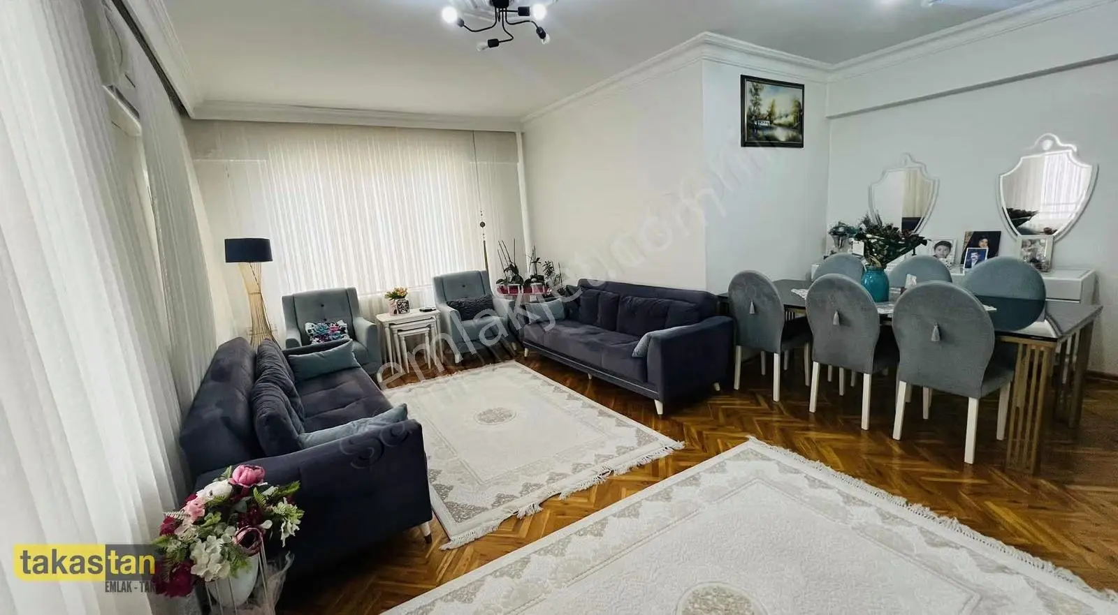 Sarigüllük'te Bakımlı 3+1 Daire, 150m², Merkezi Konum