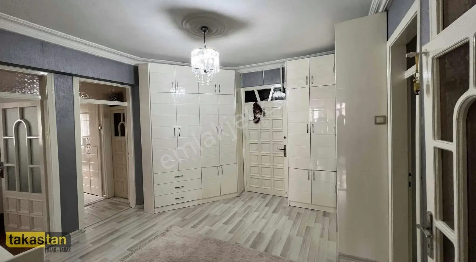 Sarigüllük'te Bakımlı 3+1 Daire, 150m², Merkezi Konum - Görsel 4