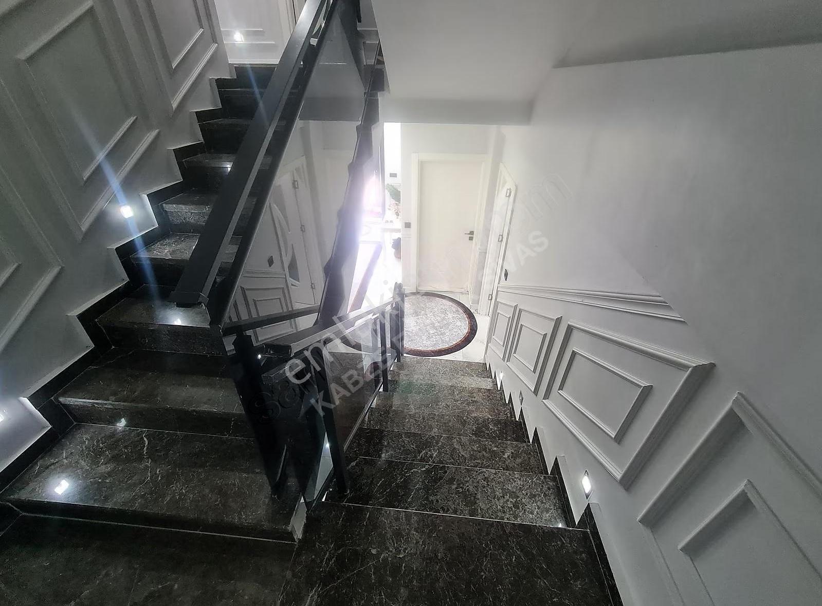 Kabze Emlaktan Sivas Karşıyaka Mh'de Köşe Başı Satılık Villa..! - Görsel 20
