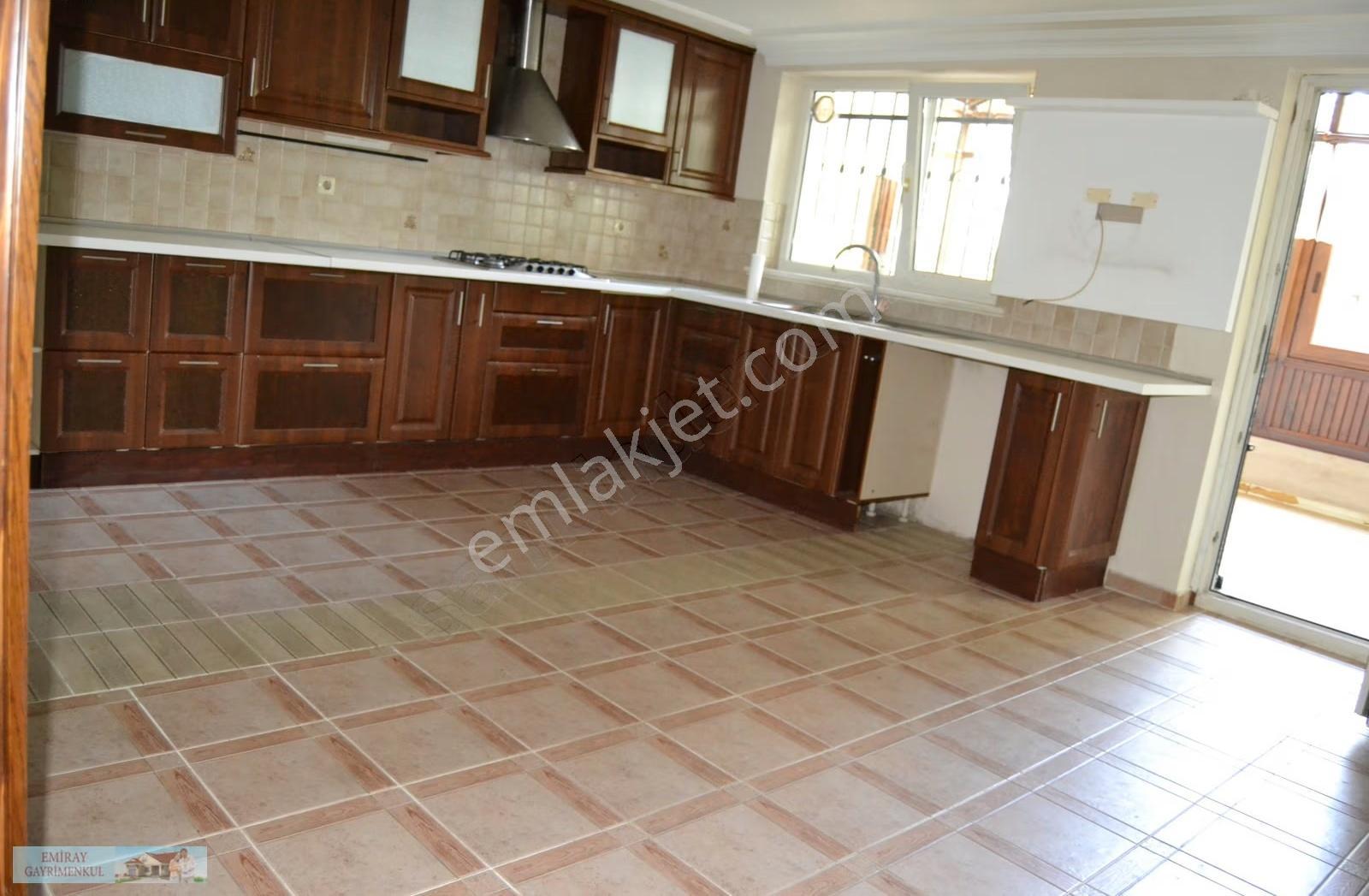 Emiraydan Atakent Mah. Yeşillikler İçinde Kiralık Müstakil Köşe - Görsel 7