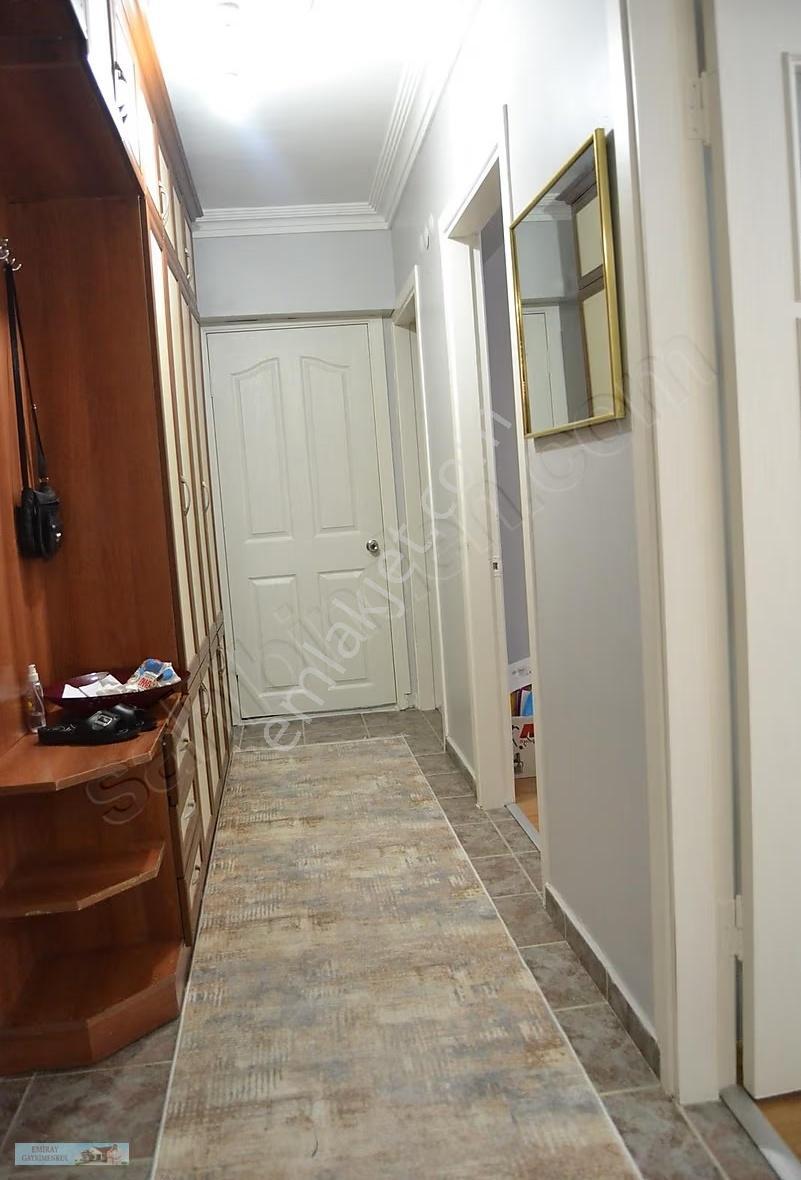 Emiray Dan İstiklal Mahallesinde Oturuma Hazır Boş 2+1 Daire - Görsel 18