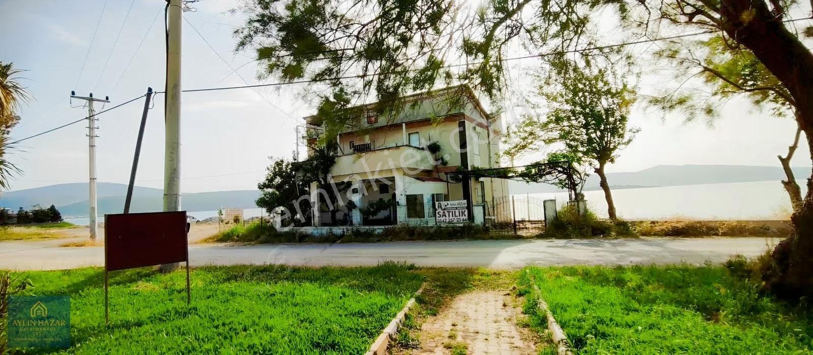 Urla'da Denize Sıfır 1300 M2 İçinde 7+2 Ev Veya Otel ! - Görsel 7