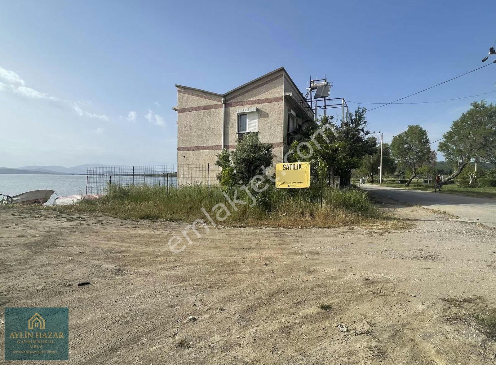 Urla'da Denize Sıfır 1300 M2 İçinde 7+2 Ev Veya Otel ! - Görsel 14