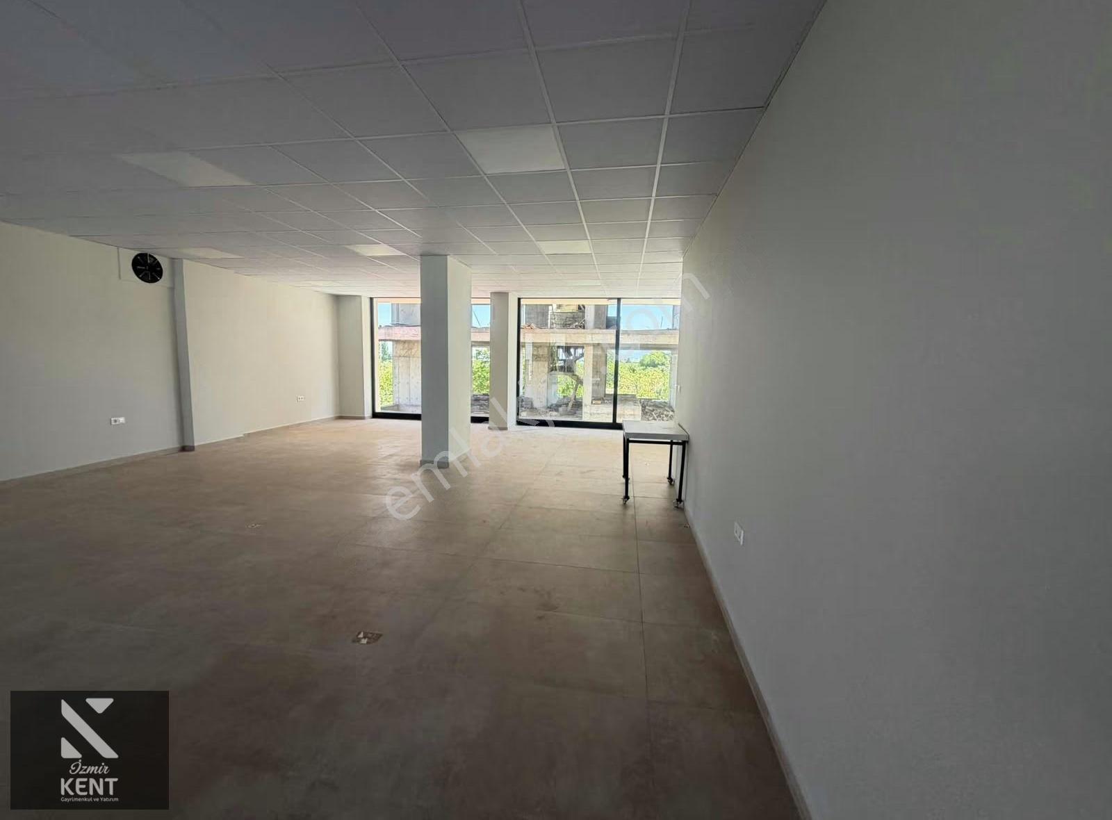 Kemalpaşa Mehmet Akif Ersoy Kiralık 270m2 Dükkan - Görsel 6