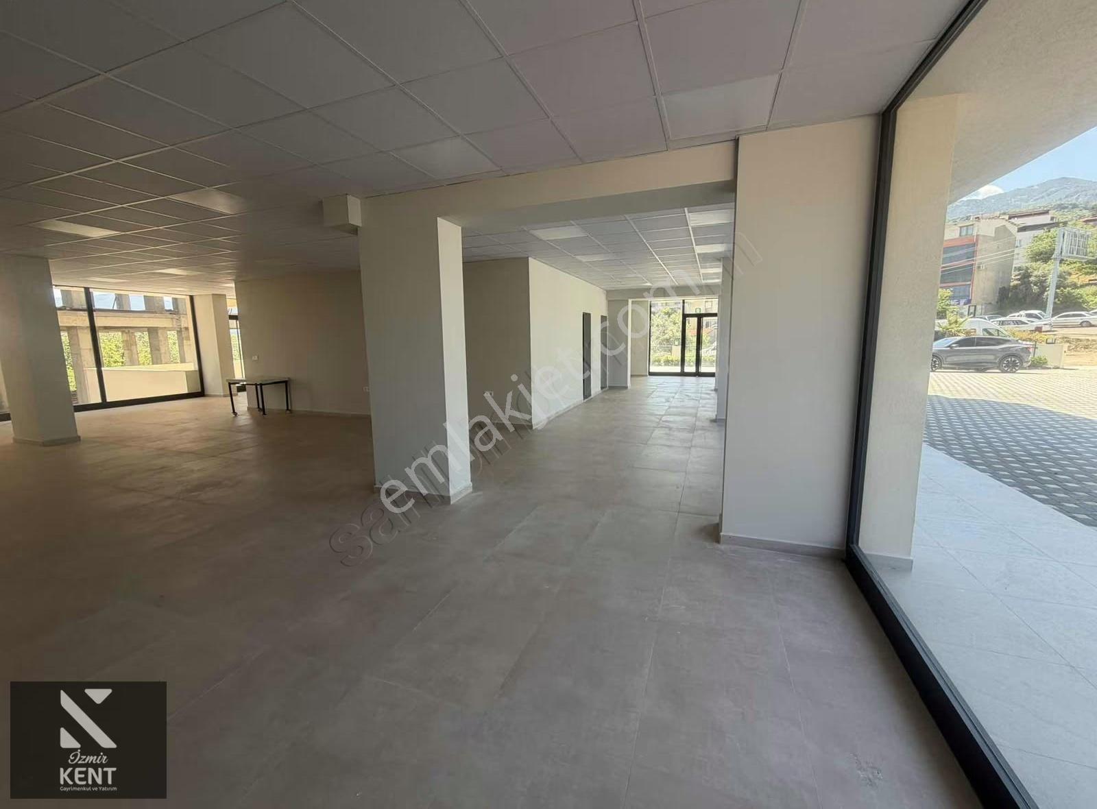 Kemalpaşa Mehmet Akif Ersoy Kiralık 270m2 Dükkan - Görsel 16