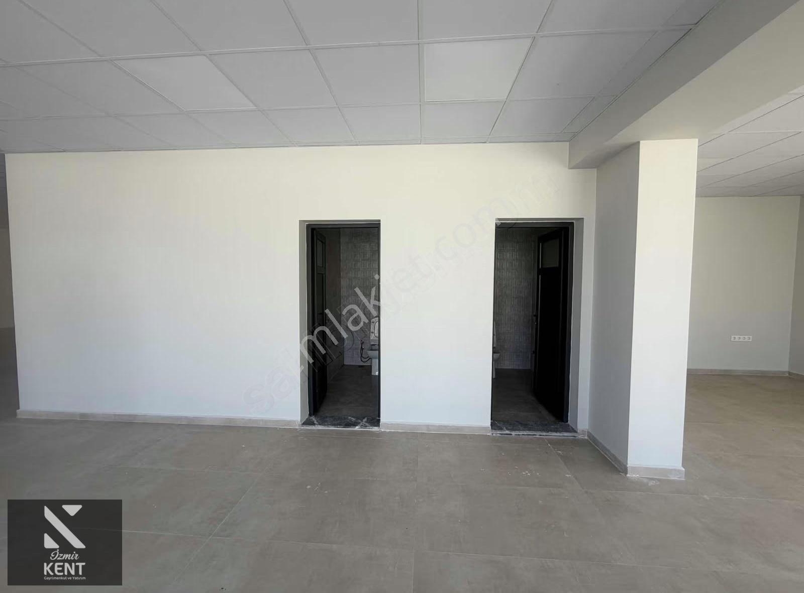 Kemalpaşa Mehmet Akif Ersoy Kiralık 270m2 Dükkan - Görsel 13