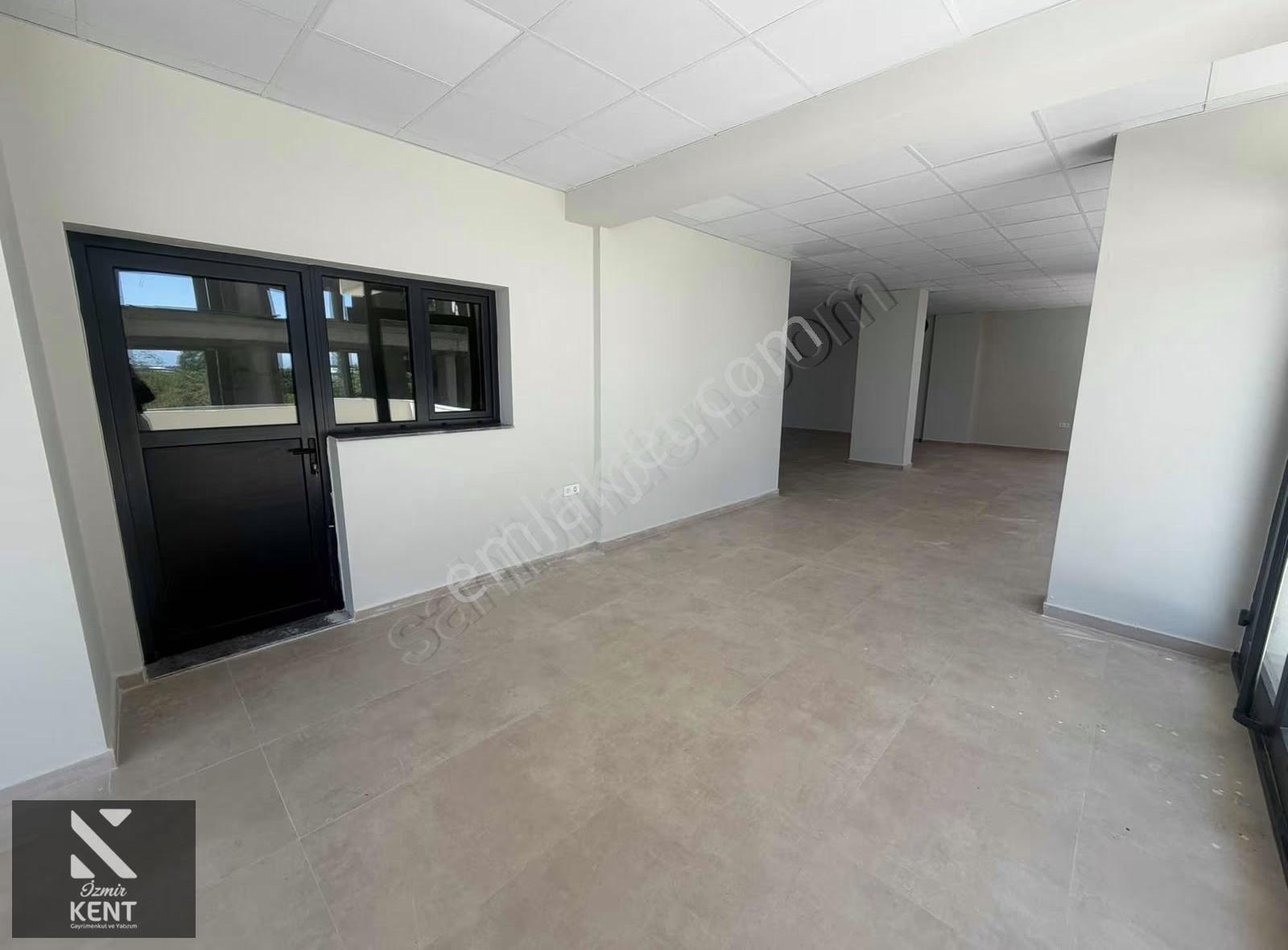 Kemalpaşa Mehmet Akif Ersoy Kiralık 270m2 Dükkan - Görsel 18