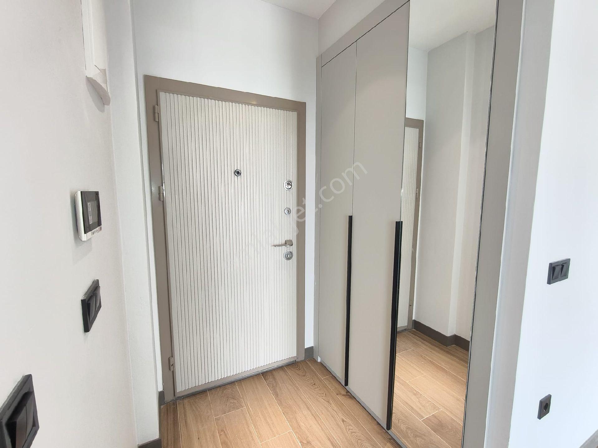 Bayraklı Marka Premium'da Satılık 1+1 Sıfır Daire - Görsel 10