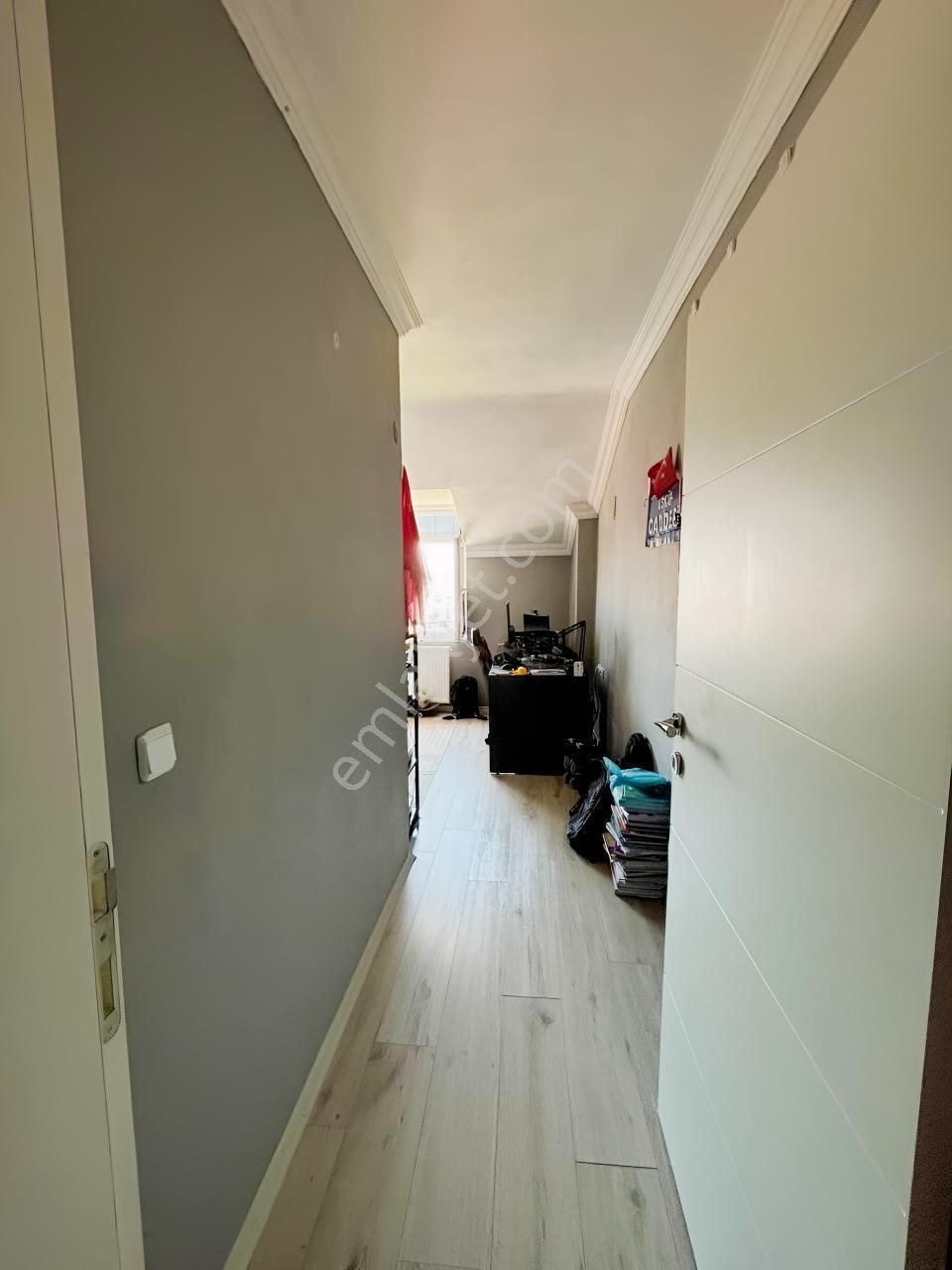 Çamlıcadan Geniş Kullanımda Deniz Manzaralı Acil Satılık Dublex - Görsel 7