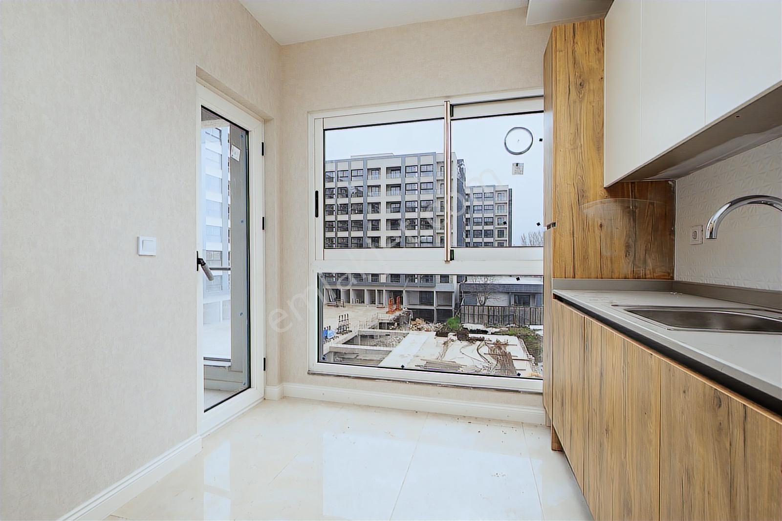 Remax Area Dan Bakyapı Prestij Koru Da Satılık 3+1 Köşe Daire - Görsel 12