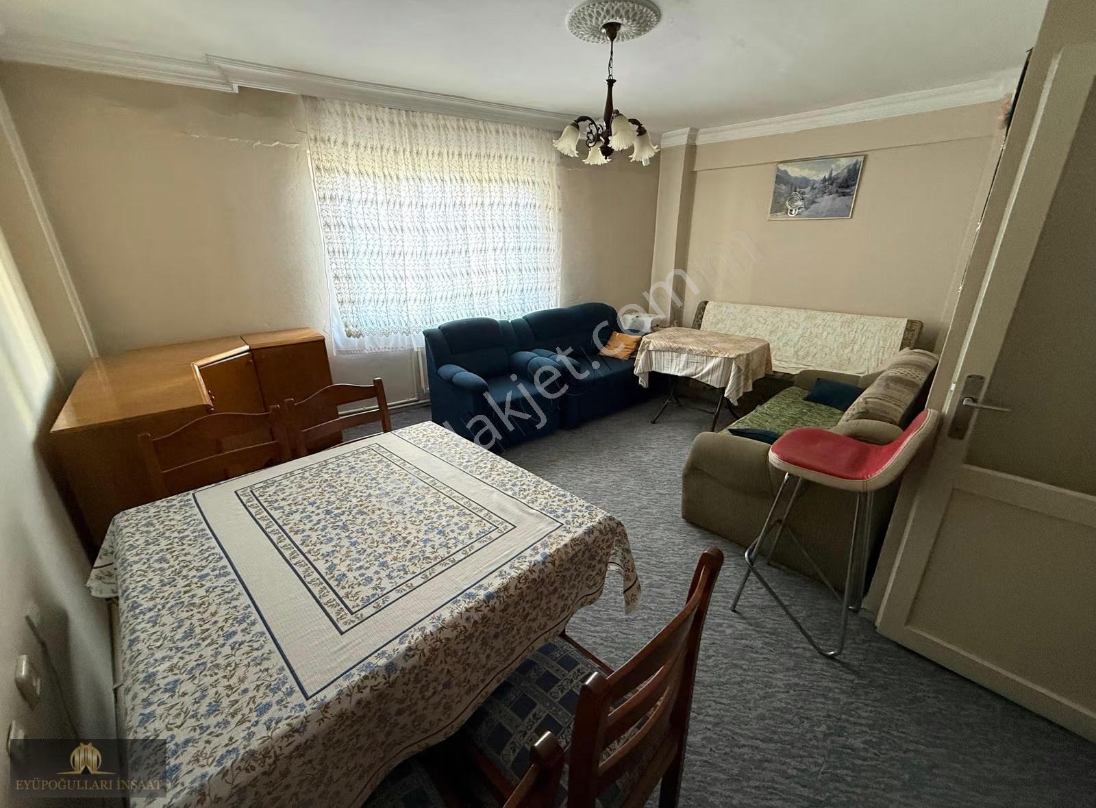 Fatih Şehremini Mah. Full Eşyalı 2+1 90 M2 Temiz Ara Kat Daire